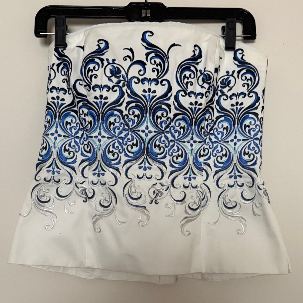 White House Black Market White and Blue Strapless Top